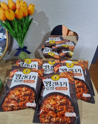 한성기업 무볼레 왕건더기 볶음밥 묵은지삼겹살 — 5점을 준 리뷰어가 2021년 10월 올린 사용 사진