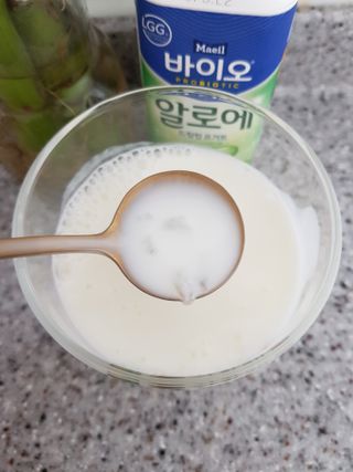 LIVE 매일바이오 알로에 드링킹 요거트 — 5점을 준 리뷰어가 2022년 4월 올린 사용 사진