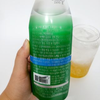 몽베스트 Montbest with Sparkling water Plain 20병 — 5점을 준 리뷰어가 2021년 11월 올린 사용 사진
