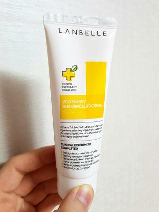 랑벨 비타 에너지 잡티 크림 75ml (피부 속 기미완화크림) — 5점을 준 리뷰어가 2022년 5월 올린 사용 사진
