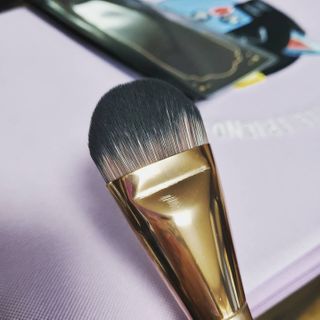 [툴앤썸] 메이크업 브러시로 바르고 호빵 스펀지로 클렌징하는 A-Z 뷰티툴 5종 — 5점을 준 리뷰어가 2021년 2월 올린 사용 사진