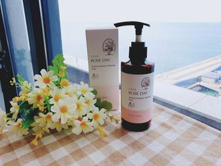 라라로즈데이 시즌2 여성청결제 200ml 아로마 페미민 클렌저, 독일더마인증 — 5점을 준 리뷰어가 2021년 9월 올린 사용 사진