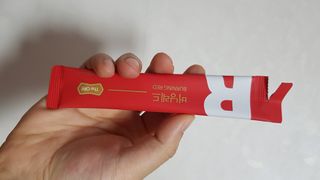 디오르 버닝레드 — 5점을 준 리뷰어가 2022년 3월 올린 사용 사진