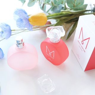 자연스러운 샴푸향이 나는 메블릭퍼퓸 케라 50ml +상큼달달한 라즈베리향이 나는 메블릭퍼퓸 라즈베리 50ml — 5점을 준 리뷰어가 2022년 9월 올린 사용 사진