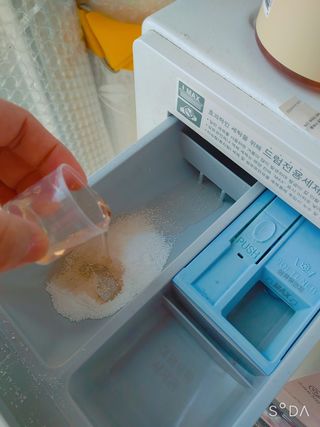 라라앤모어 유아 액체세제+세탁기클리너 — 5점을 준 리뷰어가 2022년 2월 올린 사용 사진