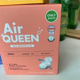 에어퀸 뉴브레스 유기농 생리대 4종 (팬티라이너 20P + 중형 10P + 대형 10P + 오버나이트 8P)_체험단 — 5점을 준 리뷰어가 2024년 6월 올린 사용 사진