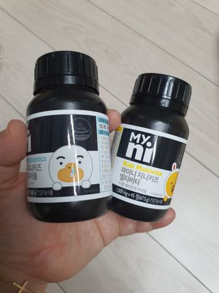 일동제약 마이니 마이니 지니키즈 유산균 츄어블, 멀티비타 set — 4점을 준 리뷰어가 2021년 3월 올린 사용 사진