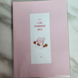 리훈 2023년 아이라이크 모눈 다이어리 미니달력 세트 — 5점을 준 리뷰어가 2022년 12월 올린 사용 사진