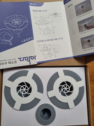 하수구 마스크 다막아 3종세트 (싱크대용1EA, 욕실용2EA) — 3점을 준 리뷰어가 2022년 6월 올린 사용 사진