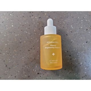 체르엠 스템앤셀 비타민 브라이트닝 에센스 30ml 1개 — 5점을 준 리뷰어가 2021년 12월 올린 사용 사진