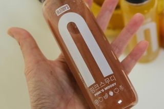 BLENDY'S 핑크 스무디+블론디 스무디 — 5점을 준 리뷰어가 2021년 12월 올린 사용 사진