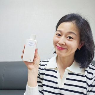 로우퀘스트 베리어 인핸싱 토너투에센스 200ml — 5점을 준 리뷰어가 2023년 10월 올린 사용 사진