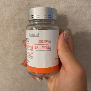 작심연구소 구취제거+충치예방+치아화이트닝 마법의 캔디 덴티팝3종(맛 랜덤 발송) — 5점을 준 리뷰어가 2022년 5월 올린 사용 사진