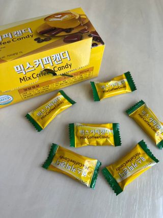 (주) 피치코리아 믹스커피캔디76g x2개입 — 5점을 준 리뷰어가 2022년 11월 올린 사용 사진