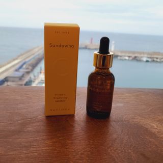 스킨큐어 산다화 비타민c 화이트닝 에센스 30ml — 5점을 준 리뷰어가 2023년 12월 올린 사용 사진