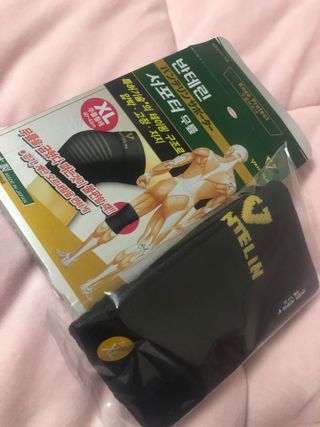 반테린서포터 무릎보호대 — 5점을 준 리뷰어가 2021년 6월 올린 사용 사진