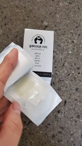 메디포스트 모비타 글루타치온 이지 필름형 30매 — 5점을 준 리뷰어가 2022년 12월 올린 사용 사진