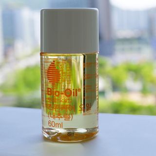 바이오오일 [바이오-오일] 스킨케어 오일 내추럴 60ml — 5점을 준 리뷰어가 2021년 5월 올린 사용 사진