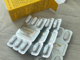 [몸엔용] 에버업 멀티비타민&미네랄, 눈건강 루테인 혈행건강 오메가3, 면역 프로바이오틱스 3종 택1 — 4점을 준 리뷰어가 2022년 4월 올린 사용 사진