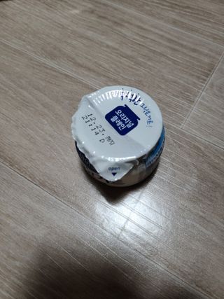 매일바이오 그릭요거트 오리지널 플레인 4개, 로스터리 커피믹스 4개 — 5점을 준 리뷰어가 2021년 12월 올린 사용 사진