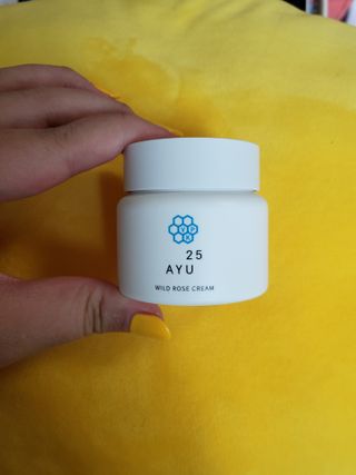 AYU25[아유트웬티파이브]다마스크로즈워터 베이스 천연 수분 촉촉 크림 — 4점을 준 리뷰어가 2021년 5월 올린 사용 사진