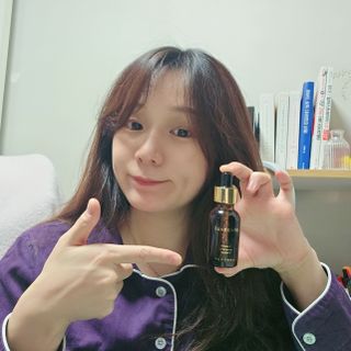 스킨큐어 산다화 비타민c 화이트닝 에센스 30ml — 5점을 준 리뷰어가 2023년 10월 올린 사용 사진