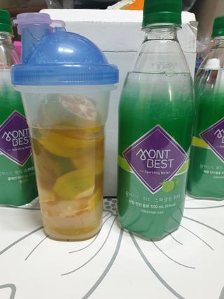 몽베스트 Montbest with Sparkling water Lime20병 — 5점을 준 리뷰어가 2021년 10월 올린 사용 사진