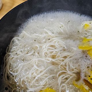 [한면원] 잔치국수 2인분 — 4점을 준 리뷰어가 2023년 4월 올린 사용 사진