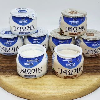 매일바이오 그릭요거트 오리지널 플레인 4개, 로스터리 커피믹스 4개 — 1점을 준 리뷰어가 2021년 12월 올린 사용 사진