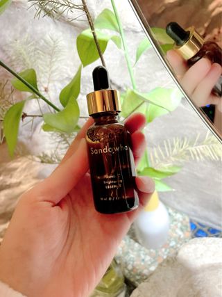 스킨큐어 산다화 비타민c 화이트닝 에센스 30ml — 5점을 준 리뷰어가 2022년 2월 올린 사용 사진