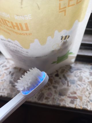 녹다 츄츄고체치약 150정 프로폴리스 죽염 씹는 치약 — 5점을 준 리뷰어가 2022년 12월 올린 사용 사진