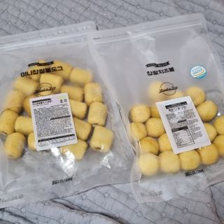 Dog&Ball 독앤볼 [Dog&Ball] 미니찹쌀볼도그 찹쌀치즈볼 — 5점을 준 리뷰어가 2021년 8월 올린 사용 사진