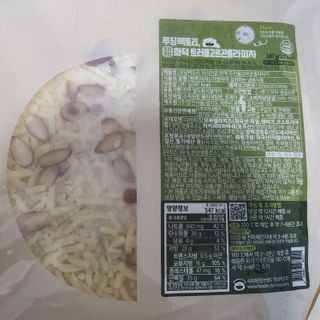 [푸딩팩토리] 수제화덕 피자 3종 택2_부대피자/김치피자/트러플고르곤졸라피자 — 5점을 준 리뷰어가 2022년 7월 올린 사용 사진