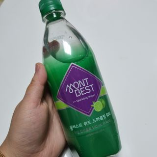 몽베스트 Montbest with Sparkling water Lime20병 — 5점을 준 리뷰어가 2021년 10월 올린 사용 사진