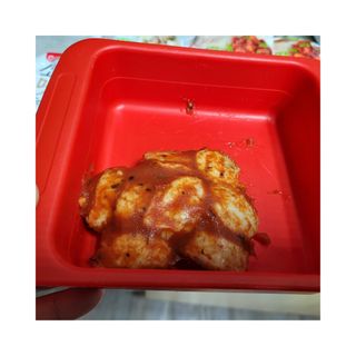 굽네몰 [굽네] 소스가 맛있는 닭가슴살 한입 볼 2종 8팩 — 5점을 준 리뷰어가 2021년 3월 올린 사용 사진