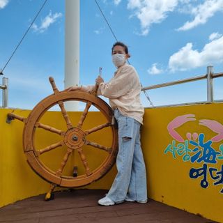 아르보노브라 아르보노 낮노밤노 셔츠 — 5점을 준 리뷰어가 2021년 5월 올린 사용 사진