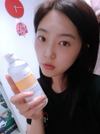 나나스킨 캐모마일아쿠아수딩토너 — 5점을 준 리뷰어가 2021년 5월 올린 사용 사진