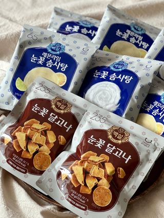 딜라이트 프로젝트  달콤한 눈꽃 간식세트( 눈꽃 솜사탕 / 레몬라임 솜사탕 / 달고나 총 7EA+스마트톡 증정) — 5점을 준 리뷰어가 2022년 5월 올린 사용 사진