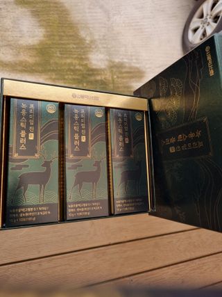 서울약사신협_프리미엄 진 녹용스틱 플러스10g x 30포 — 5점을 준 리뷰어가 2021년 8월 올린 사용 사진