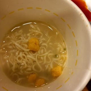 NISSIN 닛신 컵누들  4종 - 씨푸드오리지날, 씨푸드 스파이시, 씨푸드 커리, 씨푸드 XO소스 — 5점을 준 리뷰어가 2022년 12월 올린 사용 사진