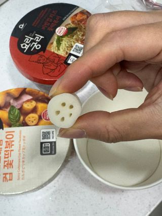 나우  [요리궁리] B타입 ( 매콤, 치즈, 매콤까르보 ) 꽃떡볶이 6개입 세트 — 5점을 준 리뷰어가 2025년 3월 올린 사용 사진