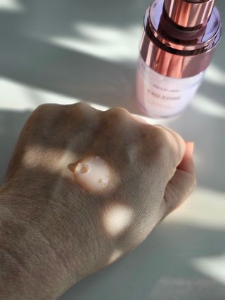 나우 [리브엠] 123억개 엑소좀으로 채운 눈부신 광채, 엑소코어 화이트닝 텐션 앰플 — 5점을 준 리뷰어가 2023년 11월 올린 사용 사진