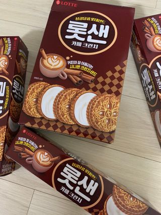 롯데제과 롯샌 카페크런치 — 5점을 준 리뷰어가 2021년 10월 올린 사용 사진