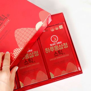 힘내라김홍삼 하루홍삼정스틱 10g x 30포 — 5점을 준 리뷰어가 2021년 5월 올린 사용 사진