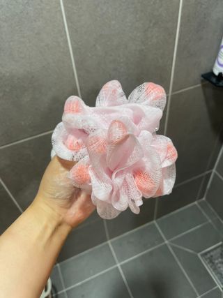 벨먼 내추럴스파 수분광채 스크럽 바디워시 600ml 5종 — 5점을 준 리뷰어가 2022년 5월 올린 사용 사진