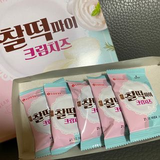 롯데제과 찰떡파이 크림치즈 — 3.5점을 준 리뷰어가 2021년 6월 올린 사용 사진