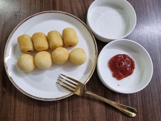 Dog&Ball 독앤볼 [Dog&Ball] 미니찹쌀볼도그 찹쌀치즈볼 — 5점을 준 리뷰어가 2021년 8월 올린 사용 사진