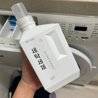 (주)바른양품 바른양품 친환경 세탁세제 1L — 5점을 준 리뷰어가 2022년 2월 올린 사용 사진
