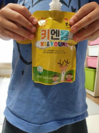 [몸엔용] 어린이, 초등학생의 영양간식 달콤 국산녹용 키엔용  80ml x 10포 — 5점을 준 리뷰어가 2021년 7월 올린 사용 사진