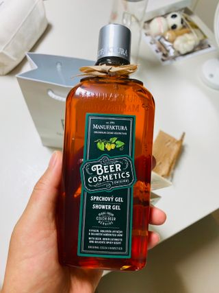 체코 비건화장품 마뉴팍투라 향좋은 천연 맥주샴푸 맥주샤워젤 — 4.5점을 준 리뷰어가 2022년 5월 올린 사용 사진